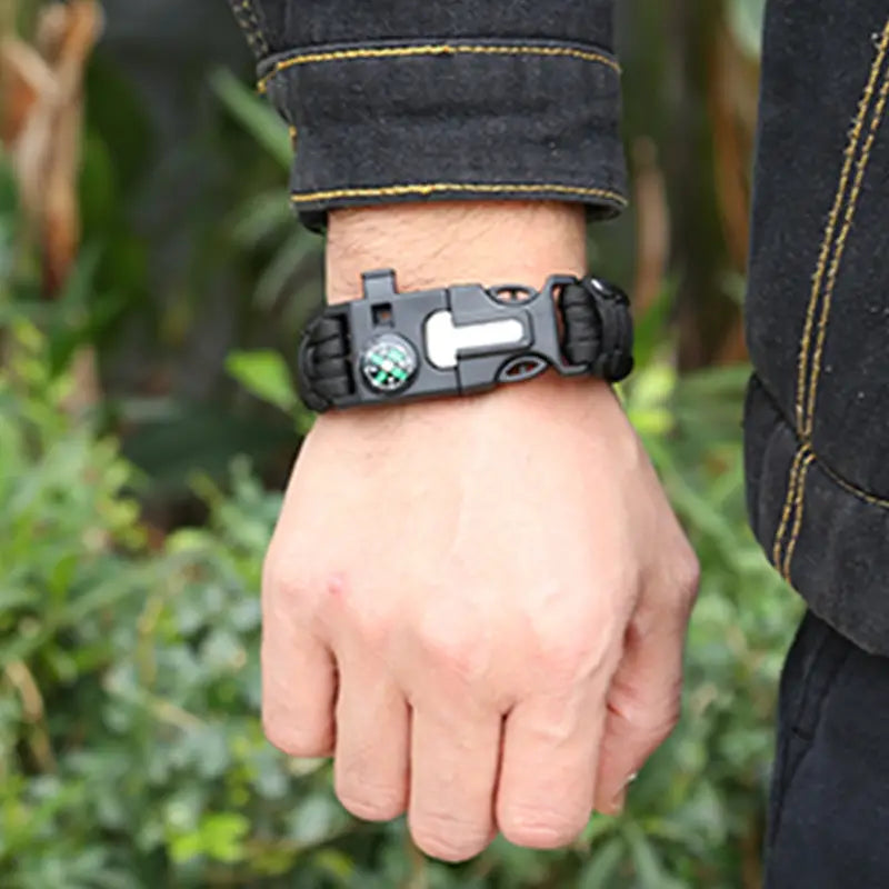 Pulsera de supervivencia